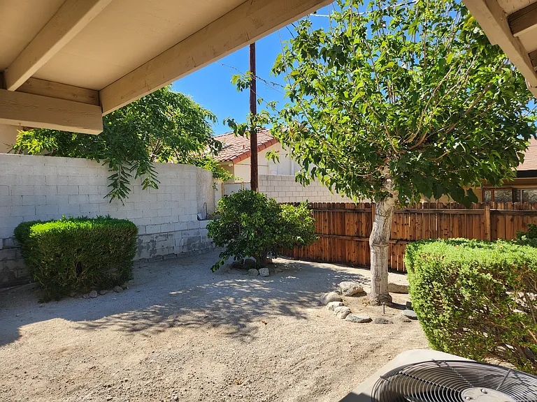 53635 Avenida Juarez — Photo 11