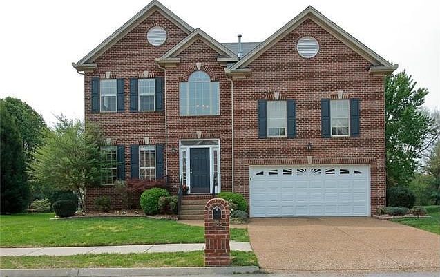 1st image of 288 Wisteria Dr