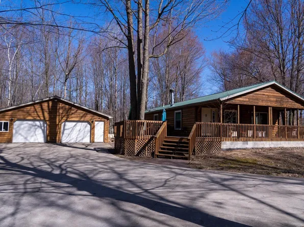 1014 S Coleman Rd, Shepherd, MI 48883