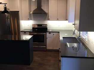 5902 Schaefer Rd, Edina, MN 55436