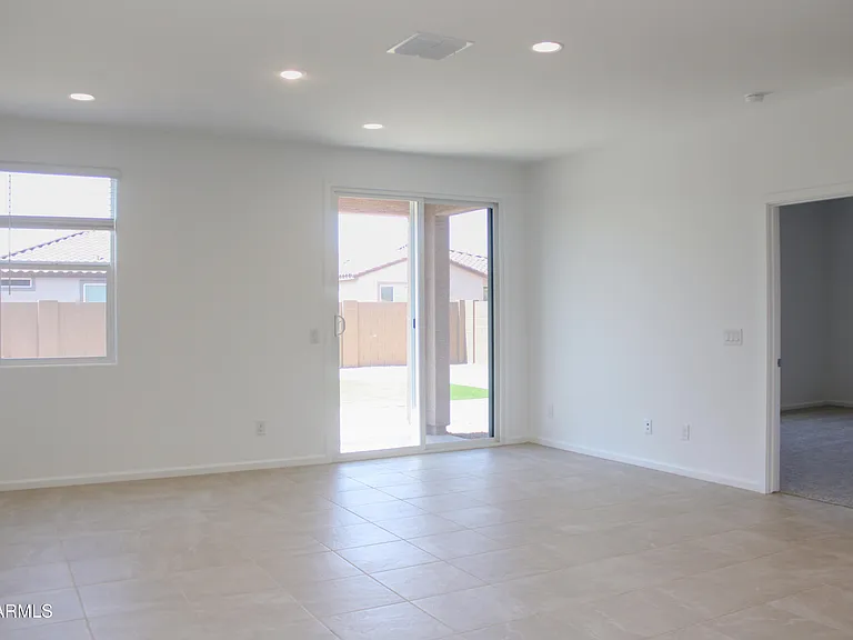 9833 W Monterey Way — Photo 13