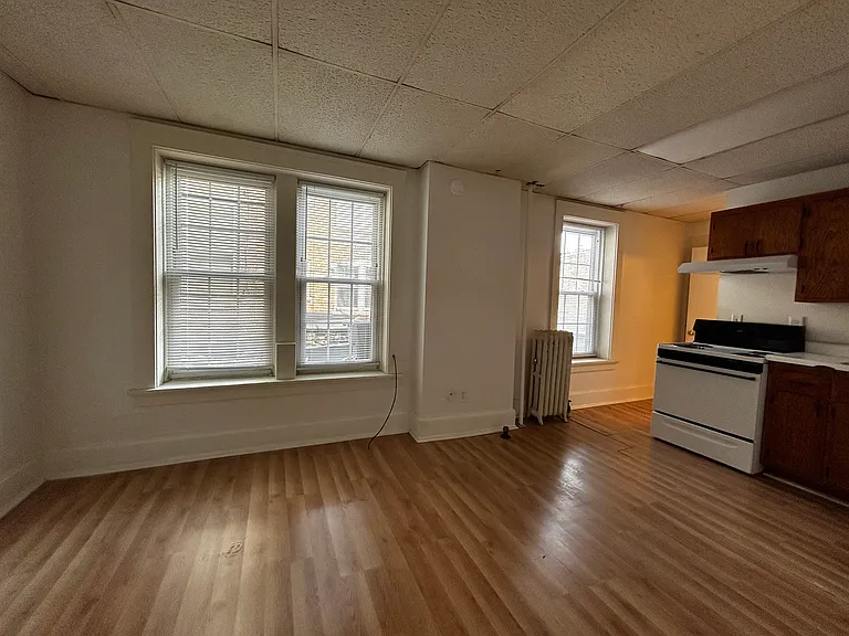 611 Wisconsin Ave #2 — Photo 2