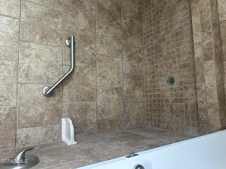 5119 Garry Owen Rd — Photo 27