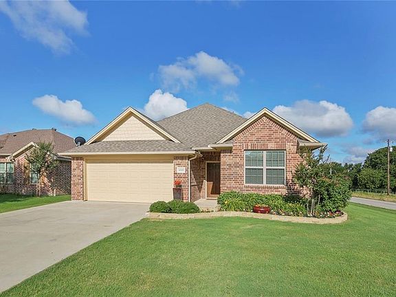 3rd image of 3000 Glenwood Ct