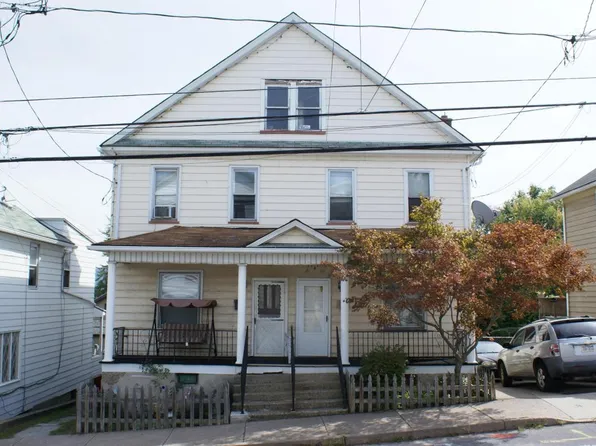 66 Hillside Ave, Edwardsville, PA 18704