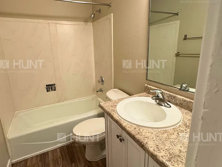 6458I W Hawthorne Dr — Photo 15
