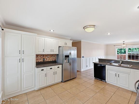 4th image of 1332 Pine Meadows Dr