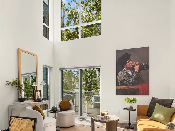 1508 18th Avenue #E, Seattle, WA 98122