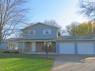 1500 W 4th St, Marshfield, WI 54449