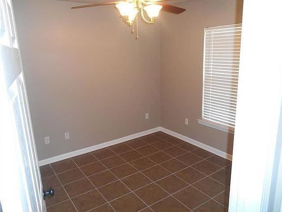 5th image of 28488 Apple Blossom Ln