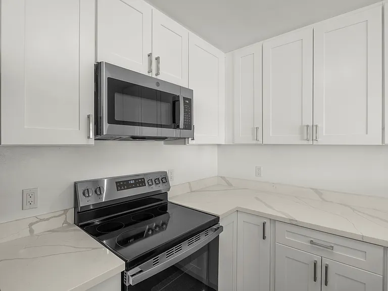 70 Crestline Dr #6 — Photo 13