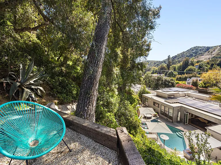 Take in the peace and serenity of the natural surroundings, enveloping you in a tranquil oasis of relaxation.
