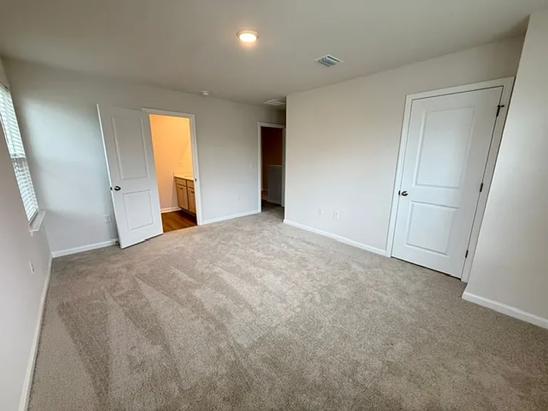 467 Martins Creek Blvd — Photo 13