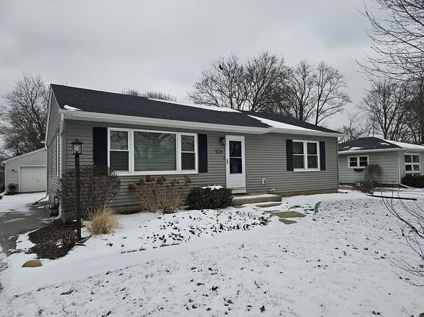 524 Jefferson Ave, Chesterton, IN 46304