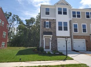 8847 Foxway Ridge Ln, Glen Allen, VA 23060