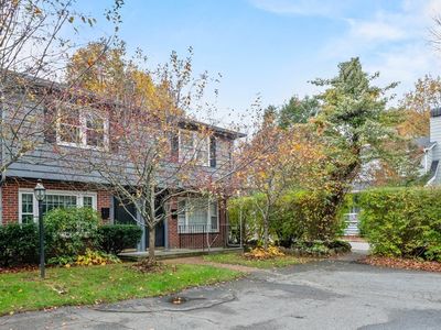 27 Norwood Ave APT 2, Manchester, MA, 01944