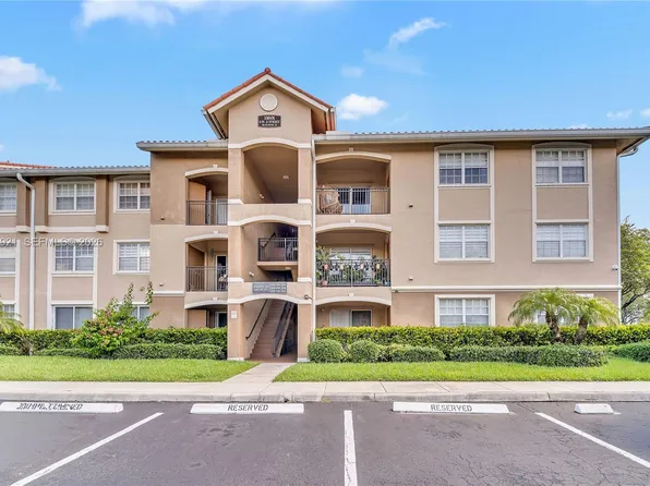 11601 SW 2nd St, Hollywood, FL