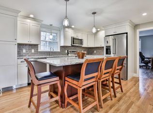 13 N Meadow Rd, Amherst, NH 03031