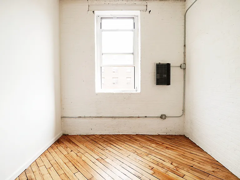 885 Park Ave #2G — Photo 7