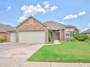14304 Oakmond Rd, Edmond, OK 73013