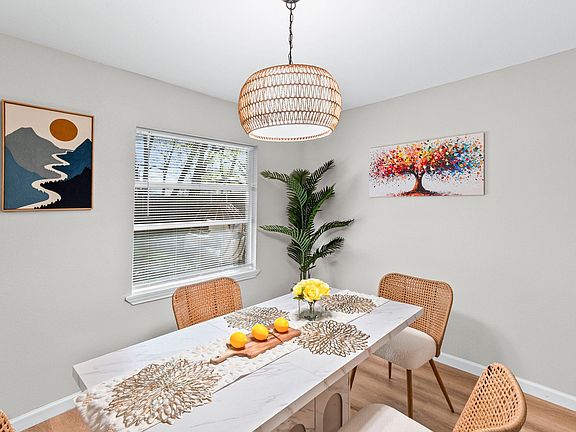 5th image of 7325 Wilcox Dr