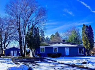 281 Princeton Rd, Webster, NY 14580