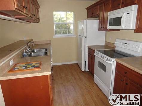 4th image of 165 Lance Ln