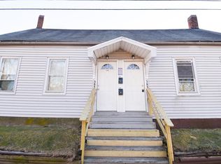 383-385 Water St, Springfield, MA 01151