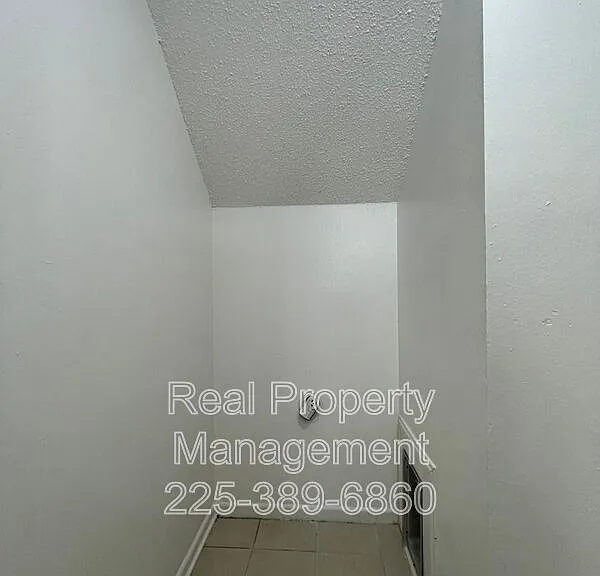 1511 Cristy Dr #E — Photo 16