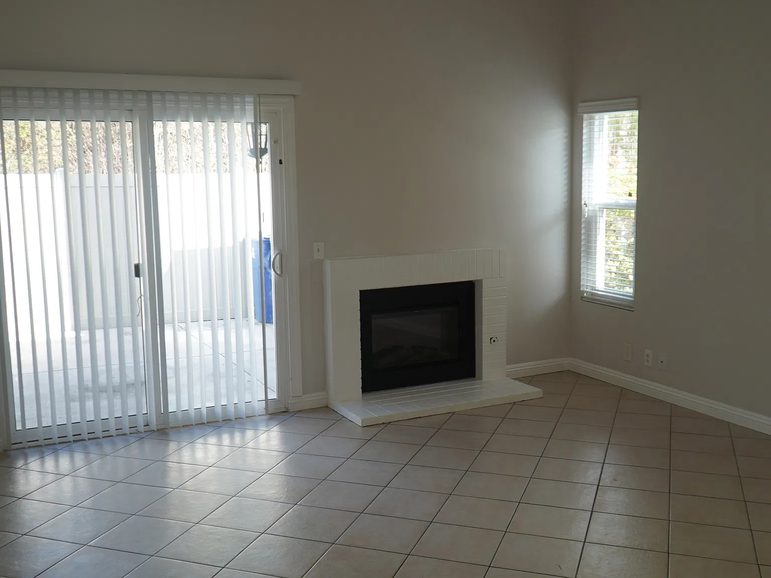 1617 Manzana Way - 1 — Photo 1