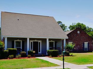 2451 Castille Pl, Biloxi, MS 39531