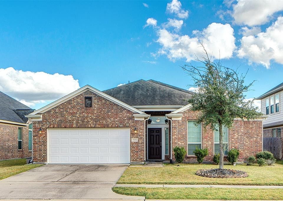 1st image of 15106 Calvano Dr