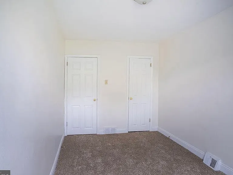 1975 Beyer Ave #1 — Photo 20