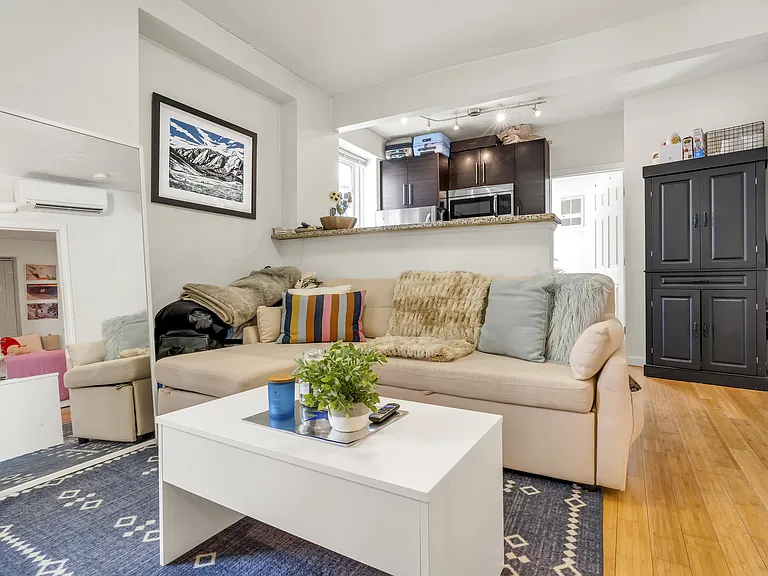 35 N Margin St #4 — Photo 17