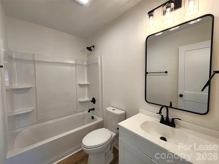 1302 Rainbow Dr — Photo 10