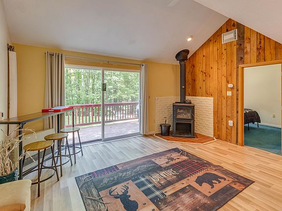 5th image of 129 Hodgeman Hill Road