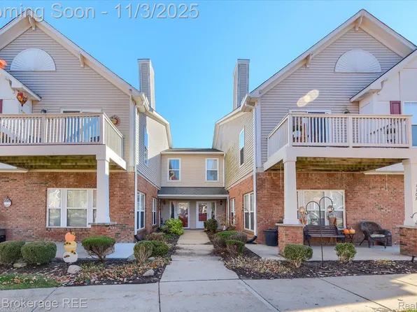 1773 Welland St, Howell, MI 48855