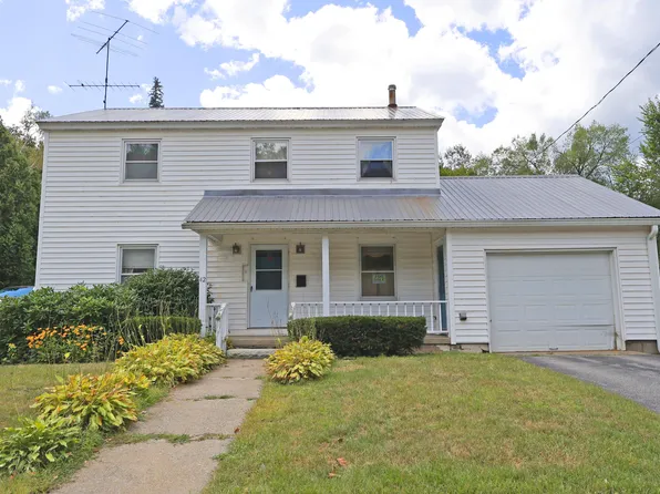 42 King St, Warrensburg, NY 12885