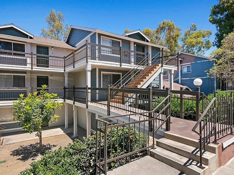 The Avenue at Carlsbad — Photo 10