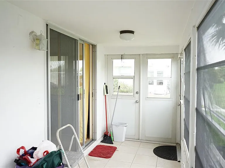101 Cambridge Trl #205 — Photo 15