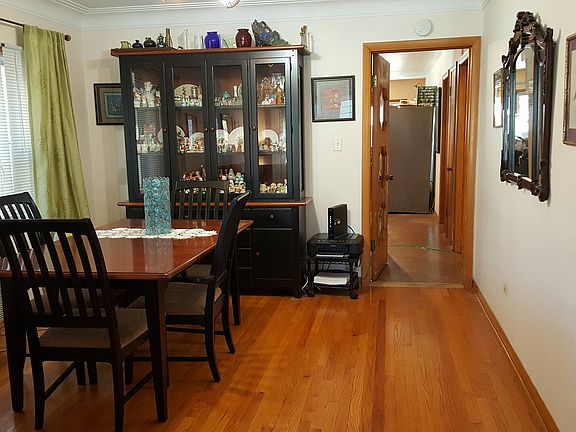 4th image of 5417 W Sunnyside Ave