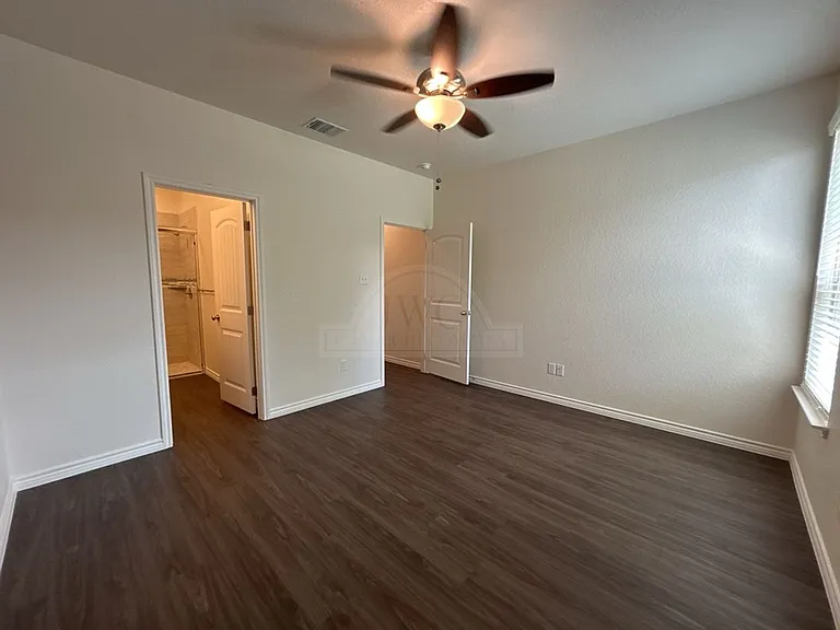 5112 Rose Garden Loop — Photo 24