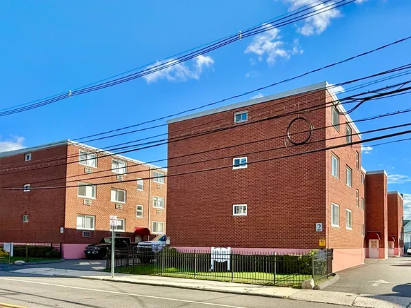 4 Van Zant Street #A17, Norwalk, CT 06855