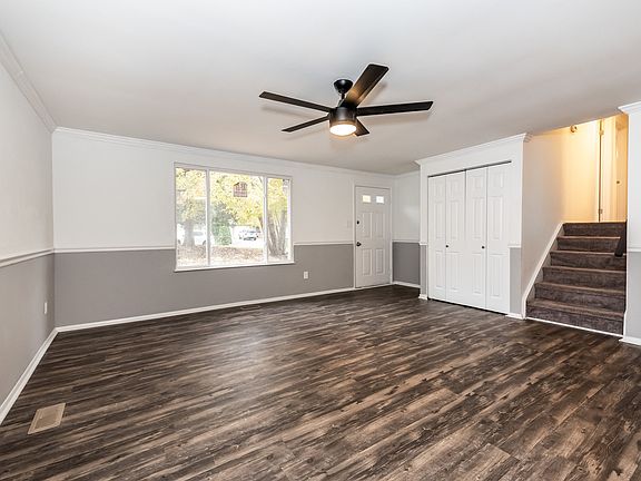 3rd image of 7817 Cloughy Cres