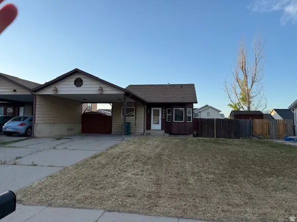 3760 W 4550 S, Roy, UT 84067