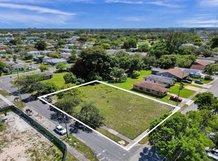 10 Northwest St, Hallandale, FL 33009