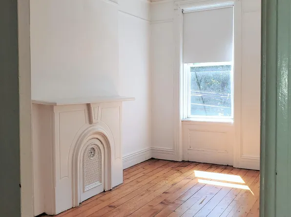 110 Sussex St #2R, Jersey City, NJ 07302