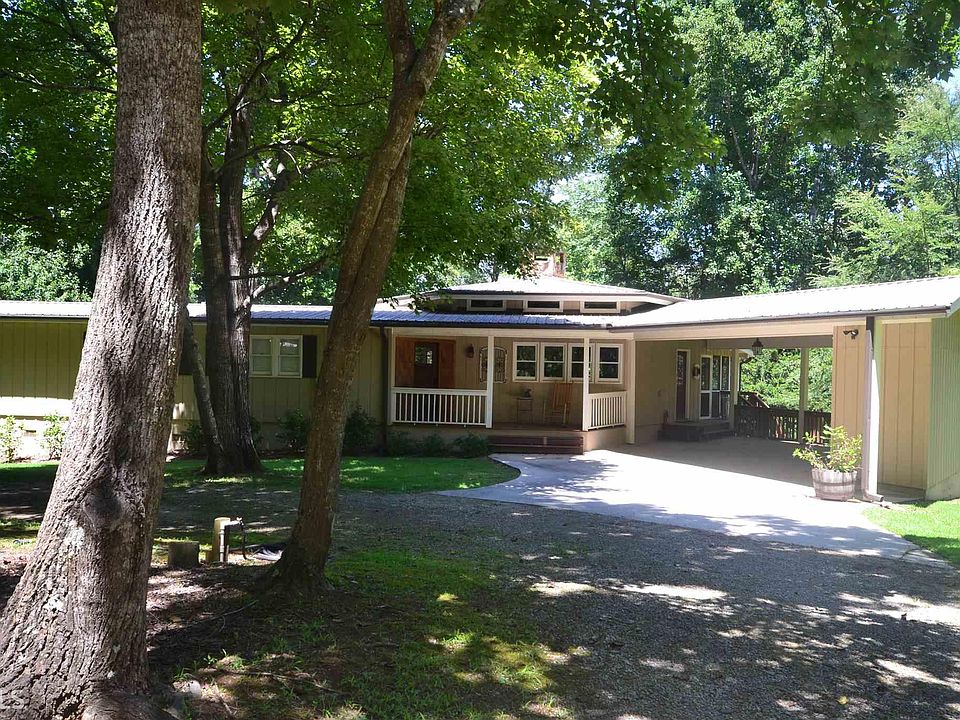 1st image of 608 Greenleaf Dr