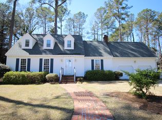 400 Queen Annes Rd, Greenville, NC 27858