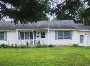 26541 Goddard Rd, Taylor, MI 48180